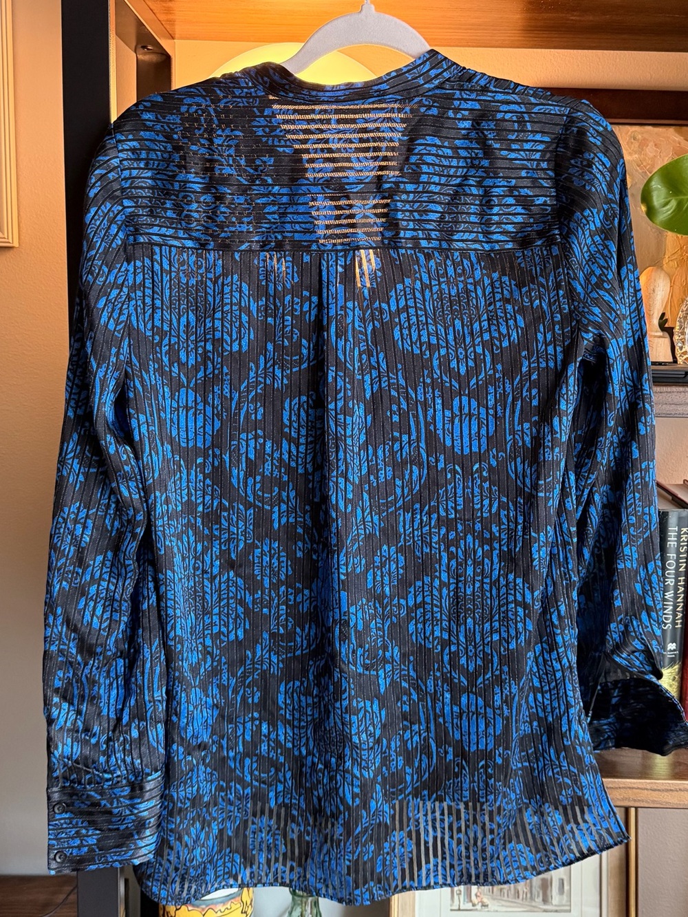 alice + olivia Blue and Black Sheer Floral Blouse - Picture 4 of 4